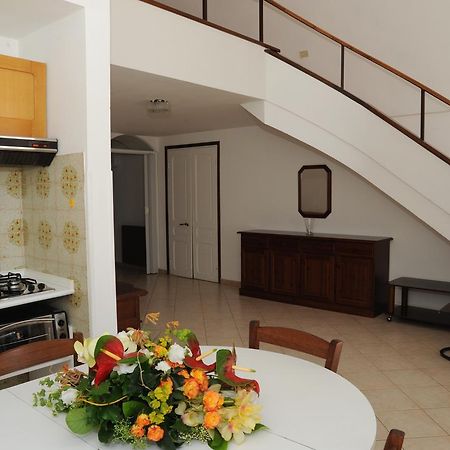 Holiday'S Beach Aparthotel เวนติมิญา ภายนอก รูปภาพ
